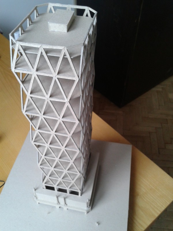 model hearst tower 4